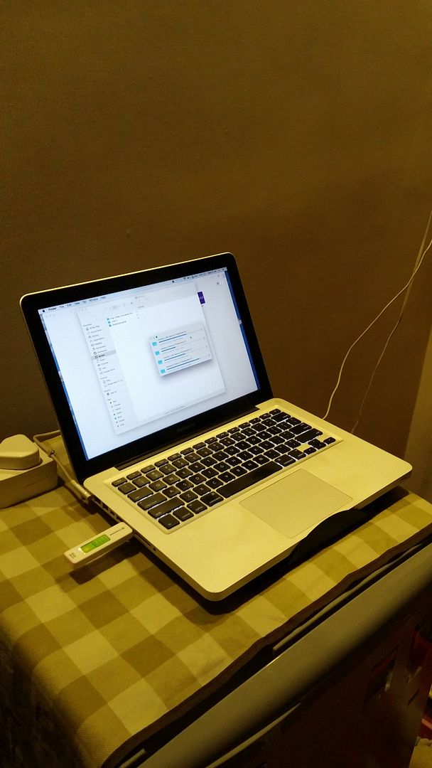 bán dùm ông cậu con Macbook Pro 13inch model 2011 - rất nhiều hình thật - máy tuyệt đẹp - nguyên zin - 1