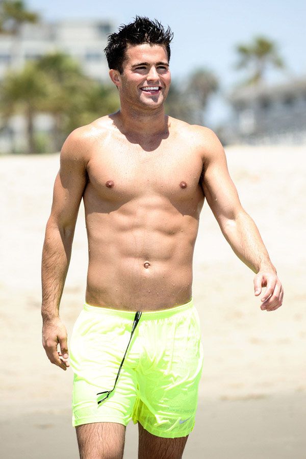 Famousmales Forums Spencer Boldman Shirtless Incl Pits Abs Feet