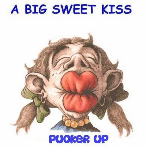 BigKiss.jpg picture by tinalutinalu