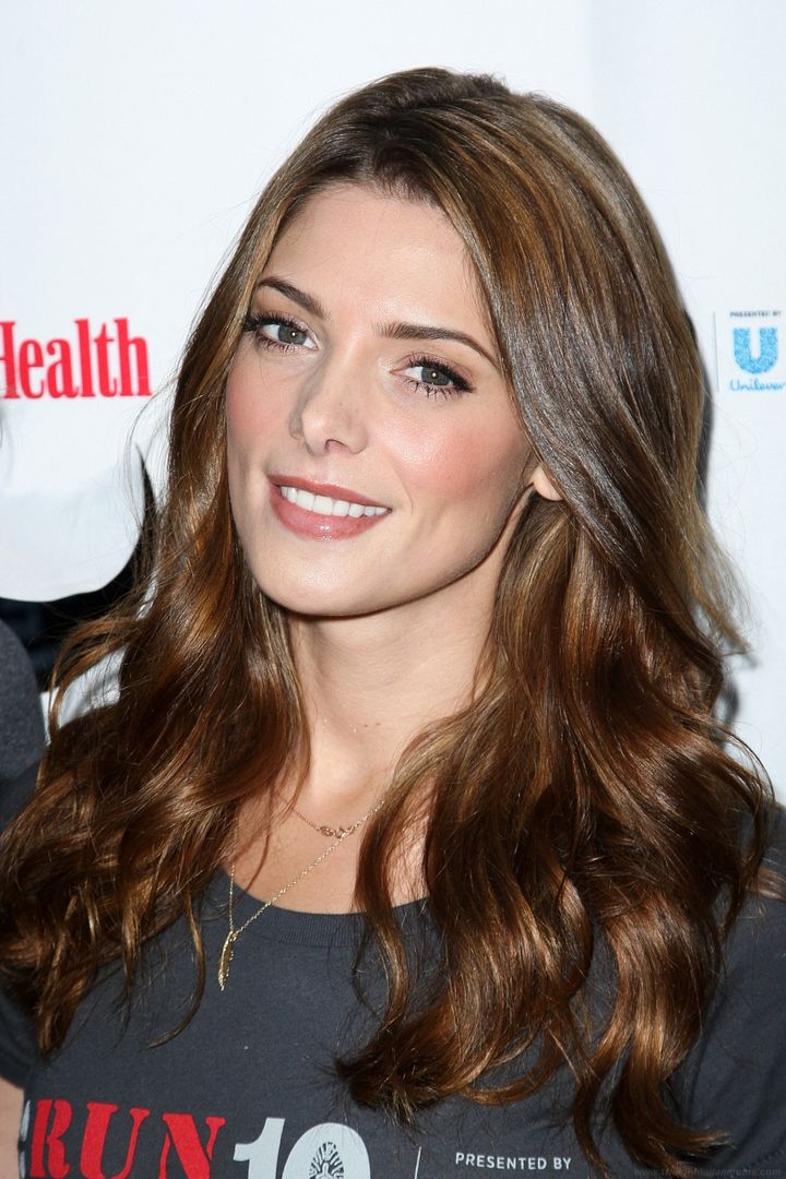 Gossip_dance: Now In HQ! Ashley Greene Hosts Run 10 Feed 10