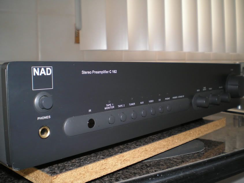 Nad C162